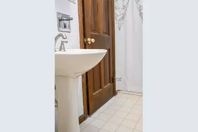412 Wood St, California, PA 15419 - Photo 35