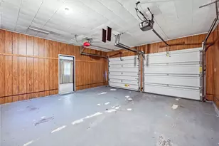 310 Woodland Ave, Farrell, PA 16121 - Photo 29