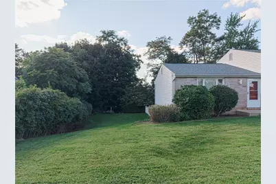 160 Rivercrest Dr, Moon/Crescent Twp, PA 15108 - Photo 35