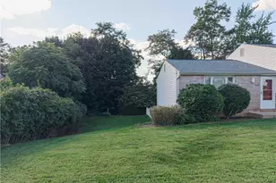 160 Rivercrest Dr, Moon/Crescent Twp, PA 15108 - Photo 35