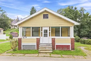34 School St, Sharpsville, PA 16150 - Photo 1