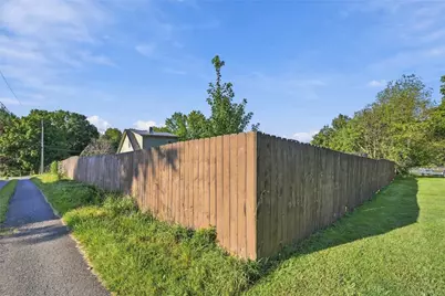 817 Victory Rd, Pittsburgh, PA 15101 - Photo 33