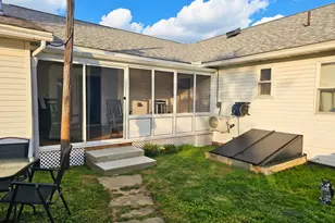 1420 Pittsburgh Rd, Sandycreek Twp, PA 16323 - Photo 3