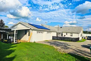 1420 Pittsburgh Rd, Sandycreek Twp, PA 16323 - Photo 5