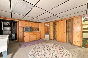 719 Locust St, Hempfield Township, PA 15601 - Photo 21