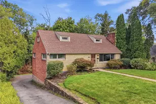 1125 Sunrise Dr, Pittsburgh, PA 15243 - Photo 5