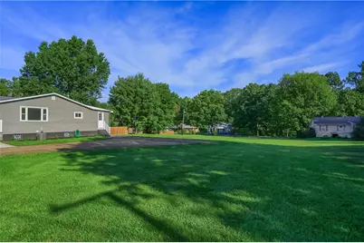 915 Marie Ave, Shenango Township, PA 16101 - Photo 35