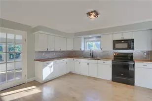 915 Marie Ave, Shenango Township, PA 16101 - Photo 15