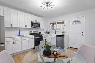 322 Wyoming St, Pittsburgh, PA 15211 - Photo 13