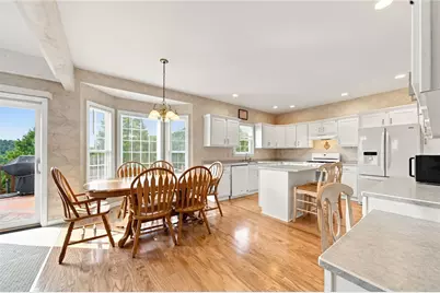 6204 Antler Hill Dr, Penn Twp, PA 15085 - Photo 3