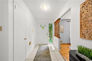 277 Park Entrance Dr, Pittsburgh, PA 15228 - Photo 5