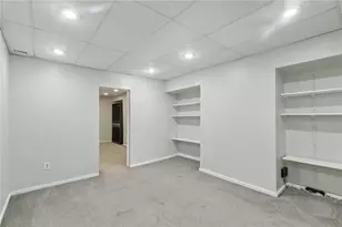 4316 Penn Ave, Pittsburgh, PA 15224 - Photo 13
