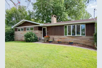 152 Oak Ridge Dr, Penn Township, PA 16002 - Photo 1