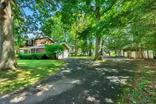 1315 Sycamore St, Connellsville, PA 15425 - Photo 3