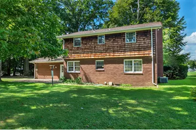 1315 Sycamore St, Connellsville, PA 15425 - Photo 5
