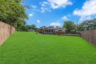 116 Appletree Dr, Brighton Township, PA 15009 - Photo 3