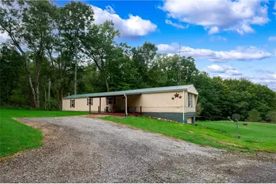 917 Old Mercer Road, Springfield Township, PA 16137 - Photo 5