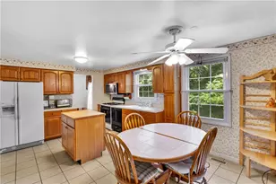 285 Shasta Dr, Pittsburgh, PA 15239 - Photo 9