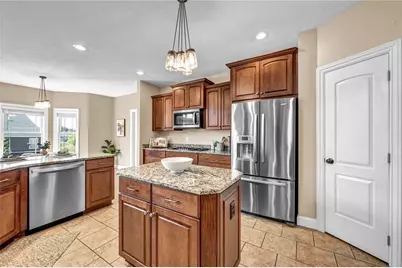 2001 Ashley Ct, Jeannette, PA 15644 - Photo 11