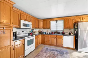 2774 Schwirian Dr, Elizabeth Twp/Boro, PA 15037 - Photo 13