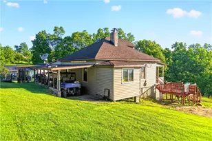 2774 Schwirian Dr, Elizabeth Twp/Boro, PA 15037 - Photo 45