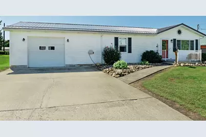 611 W Gibson Ave, Connellsville, PA 15425 - Photo 1