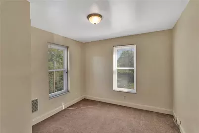 110 Hampton St, Wall Boro, PA 15148 - Photo 19