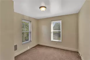 110 Hampton St, Wall Boro, PA 15148 - Photo 19