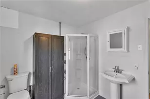 110 Hampton St, Wall Boro, PA 15148 - Photo 21