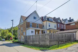 110 Hampton St, Wall Boro, PA 15148 - Photo 31