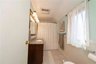 2301 Lambeth Dr, Pittsburgh, PA 15241 - Photo 9