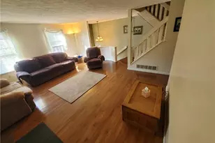 2635 Hunters Point Dr, Pittsburgh, PA 15090 - Photo 3
