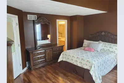 2635 Hunters Point Dr, Pittsburgh, PA 15090 - Photo 15