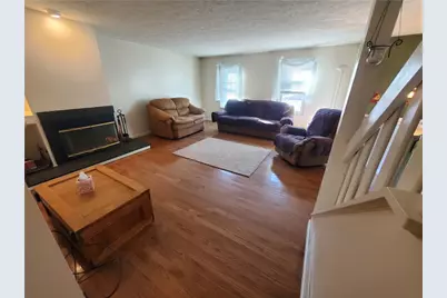 2635 Hunters Point Dr, Pittsburgh, PA 15090 - Photo 5