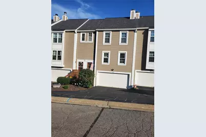 2635 Hunters Point Dr, Pittsburgh, PA 15090 - Photo 1