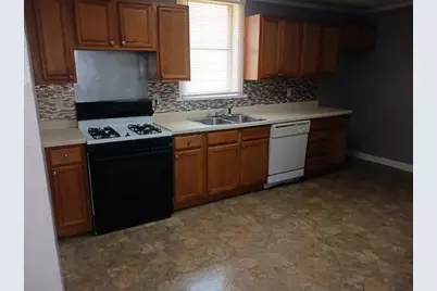 2 Comrie Ave, Rankin, PA 15104 - Photo 7