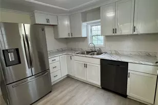 293 Greenlee Rd, Pittsburgh, PA 15227 - Photo 15