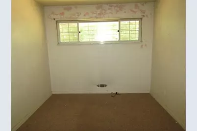 2115 Laketon Rd, Pittsburgh, PA 15221 - Photo 15