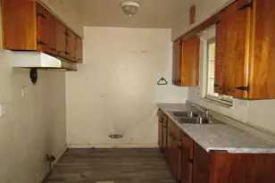 2115 Laketon Rd, Pittsburgh, PA 15221 - Photo 11