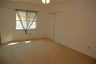 308 College Ave, Mt Pleasant Boro, PA 15666 - Photo 15