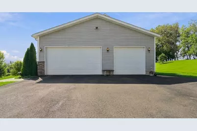 333 Fort Cherry Rd, Mt Pleasant Twp, PA 15057 - Photo 35