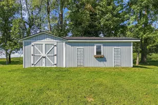 333 Fort Cherry Rd, Mt Pleasant Twp, PA 15057 - Photo 39