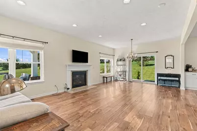 333 Fort Cherry Rd, Mt Pleasant Twp, PA 15057 - Photo 5
