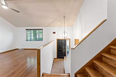 5162 Lantern Hill Dr, Pittsburgh, PA 15236 - Photo 13