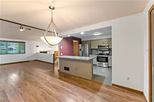 5162 Lantern Hill Dr, Pittsburgh, PA 15236 - Photo 7