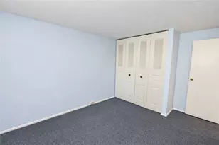 3105 Laurel Ridge Cir, Bridgeville, PA 15017 - Photo 13