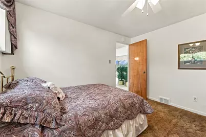 5244 Siesta Drive, Pittsburgh, PA 15236 - Photo 15