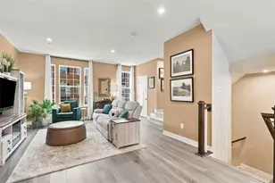 213 Chital Ln, Cranberry Township, PA 16066 - Photo 7