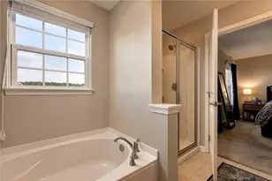 704 Broadmore Ln, Pine Township, PA 15090 - Photo 25