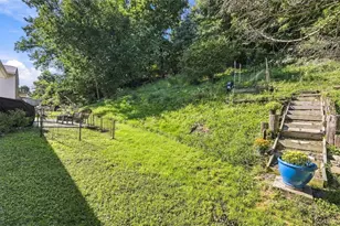 125 Dover Dr, Moon/Crescent Twp, PA 15108 - Photo 25
